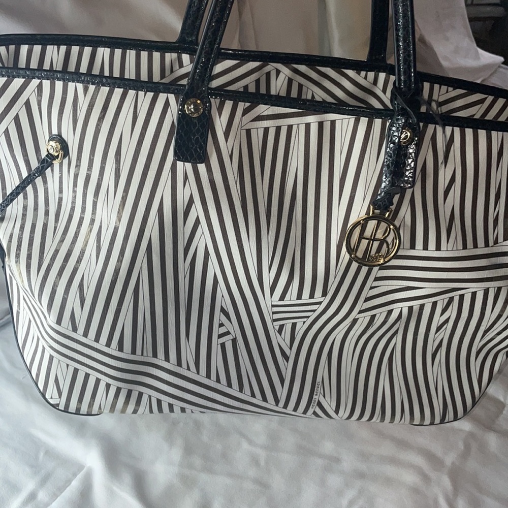 HENRI BENDEL disturbed stripe tote 🙀 - Picture 16 of 16